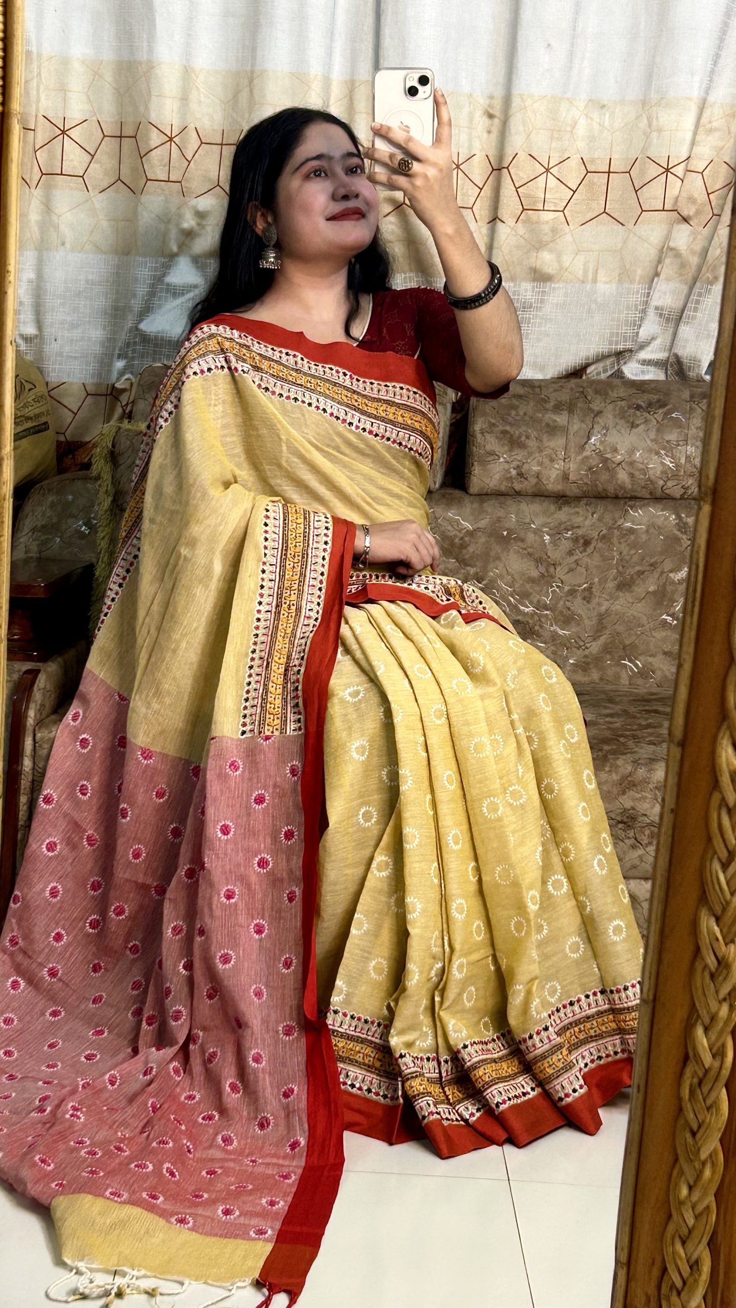 দেশি সুতি শাড়ি ()