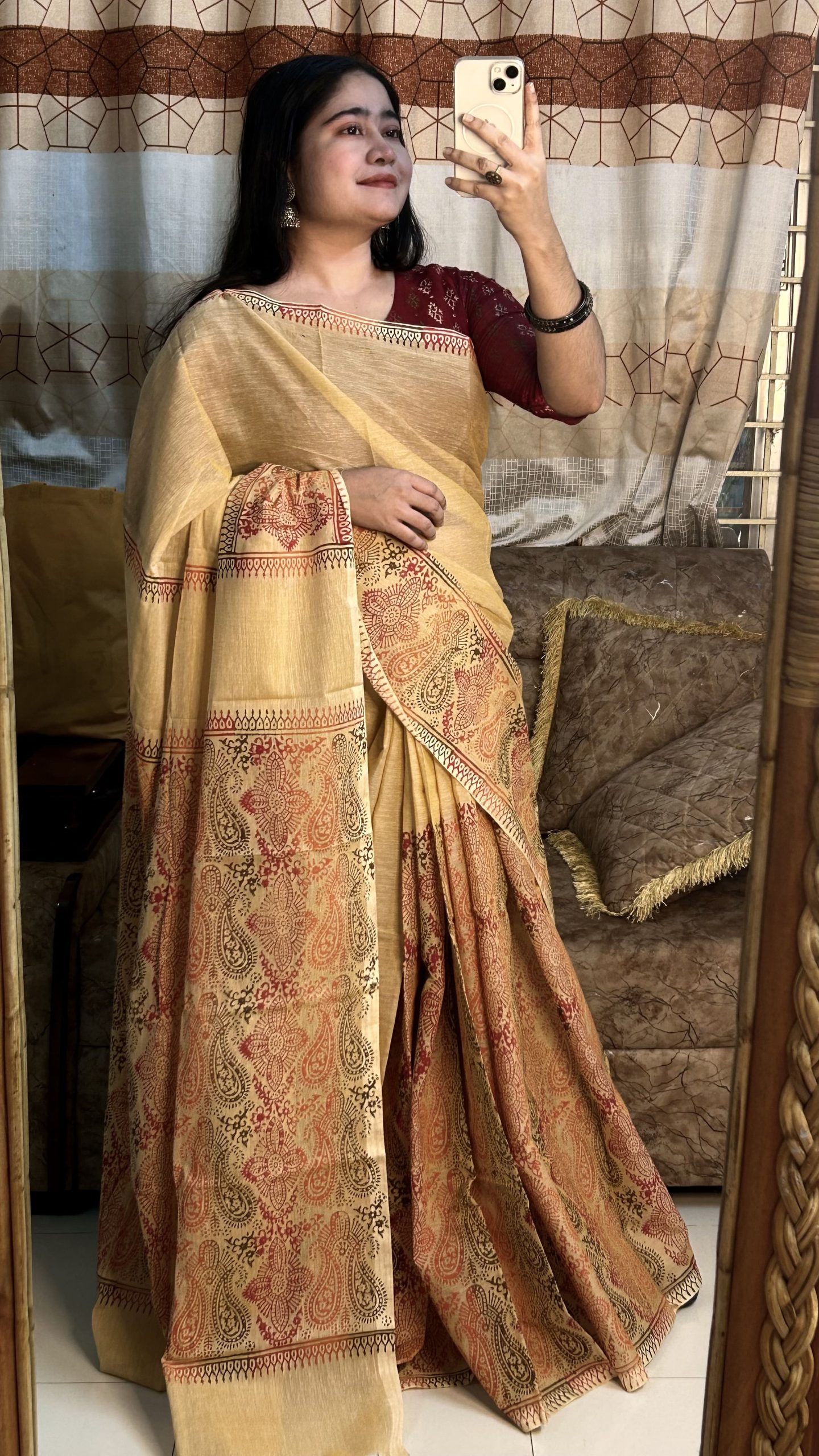 প্রিমিয়াম সুতি শাড়ি ১০০% পিওর কটন ১৪ হাতের আরামদায়ক শাড়ি ()